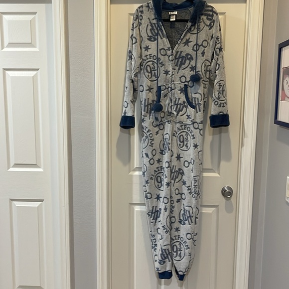 Wizarding World Of Harry Potter Plush Blue One Piece Hooded Pajamas - Picture 5 of 5